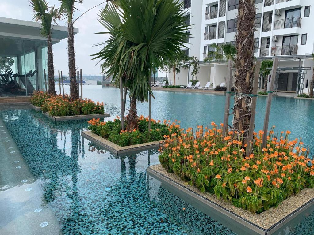 Tiara Imperio Studio 舒适和温暖环境适合情侣享受家的感觉 Kajang Exterior photo